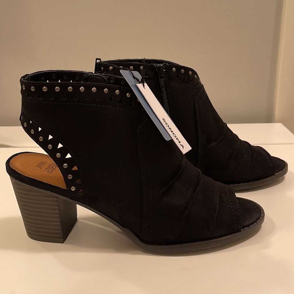 NWT Sonoma black size 9.5 heeled ankle boots